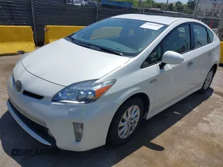 2012 Toyota Prius with VIN JTDKN3DP1C3007173, listed as a IAAI auction lot 42164386 with 220,026 mi miles and . Bid and sale history available at DreamBid. Image 17.
