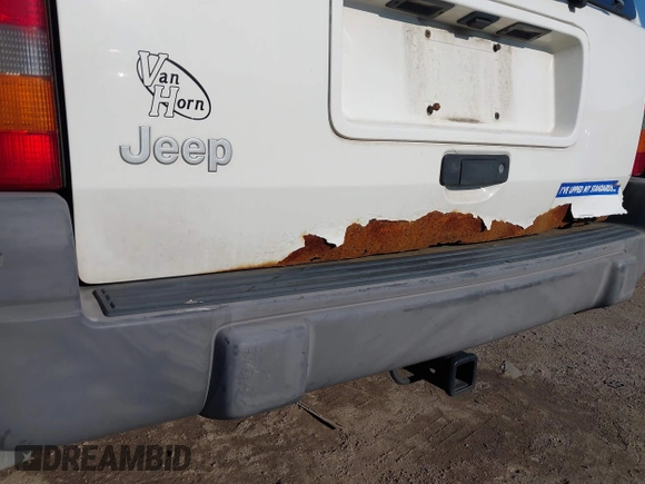 1998 Jeep Grand Cherokee Laredo с VIN 1J4GZ58S8WC372369, выставлен на аукционе IAAI как лот 42222447 с пробегом 223 748 миль миль и . История ставок и продаж доступна на DreamBid. Изображение 18.
