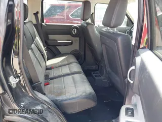 2007 Dodge Nitro SLT with VIN 1D8GU58K97W679278, listed as a IAAI auction lot 42014211 with 213,451 mi miles and . Bid and sale history available at carsss.com. Image 8.