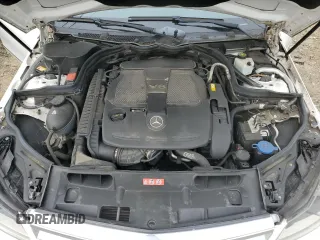 2013 Mercedes-Benz C 300 Sport z VIN WDDGF8AB2DR248141, wystawiony jako Copart lot #57864995 z przebiegiem 80 975 mil mil oraz Szkoda całkowita • Salvage title. Historia ofert i sprzedaży dostępna na DreamBid. Obrazek 11.