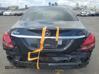 2018 Mercedes-Benz C with VIN 55SWF4JB2JU248767, listed as a Copart auction lot 49013685 with 29,055 mi miles and Clean Title. Bid and sale history available at carsss.com. Image 6.