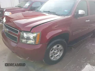 2008 Chevrolet Suburban 2LT with VIN 3GNFK16308G293344, listed as a IAAI auction lot 41713960 with 187,907 mi miles and . Bid and sale history available at DreamBid. Image 6.
