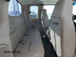 2000 Dodge Ram 2500 with VIN 1B7KF23W4YJ137421, listed as a Copart auction lot 44046975 with 136,850 mi miles and Salvage Title. Bid and sale history available at carsss.com. Image 10.