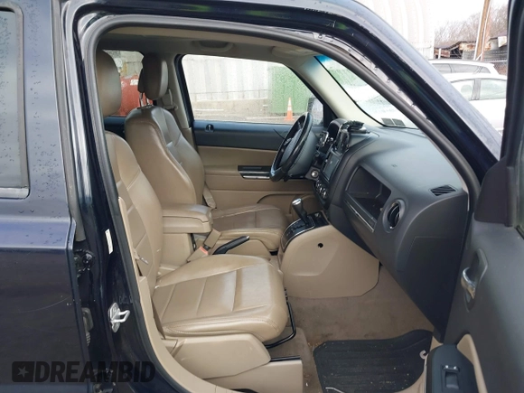 2010 Jeep Patriot Limited with VIN 1J4NF4GB0AD672289, listed as a IAAI auction lot 41807660 with 147,360 mi miles and . Bid and sale history available at DreamBid. Image 5.