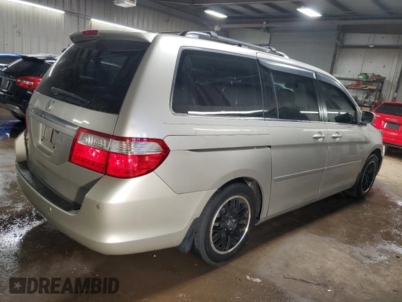 2007 Honda Odyssey Touring with VIN 5FNRL38847B013730, listed as a Copart auction lot 52028305 with 209,487 mi miles and Salvage Title. Bid and sale history available at carsss.com. Image 3.