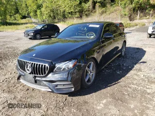 2017 Mercedes-Benz E-Class E 300 Luxury with VIN WDDZF4KB1HA053166, listed as a Copart auction lot 60332802 with 59,835 mi miles. Bid and sale history available at carsss.com. Image 2.