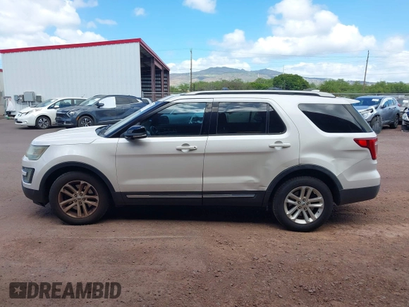 2016 Ford Explorer XLT with VIN 1FM5K7D87GGA58287, listed as a IAAI auction lot 41724911 with 137,086 mi miles and . Bid and sale history available at carsss.com. Image 14.