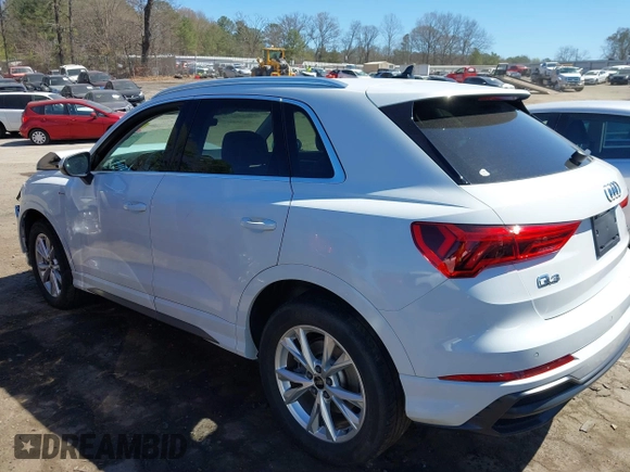 2022 Audi Q3 S line Premium Plus z VIN WA1EECF30N1126400, wystawiony jako IAAI lot #41822175 z przebiegiem 28 850 mil mil oraz . Historia ofert i sprzedaży dostępna na DreamBid. Obrazek 14.