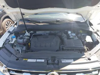 2018 Volkswagen Tiguan SEL with VIN 3VV2B7AX2JM007118, listed as a IAAI auction lot 41891662 with 34,889 mi miles. Bid and sale history available at carsss.com. Image 10.