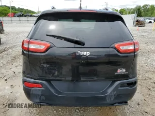 2015 Jeep Cherokee Sport z VIN 1C4PJLAB2FW707068, wystawiony jako Copart lot #51843175 z przebiegiem 203 785 mil mil oraz Nie do naprawy • Non repairable. Historia ofert i sprzedaży dostępna na DreamBid. Obrazek 6.