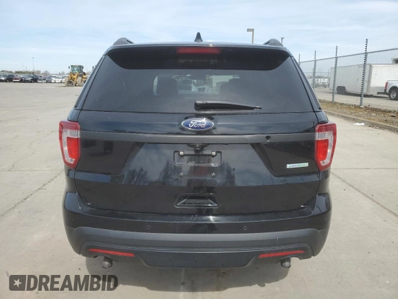 2017 Ford Police Interceptor Utility z VIN 1FM5K8AT2HGD07384, wystawiony jako Copart lot #48473455 z przebiegiem 99 193 mil mil oraz Szkoda całkowita • Salvage title. Historia ofert i sprzedaży dostępna na DreamBid. Obrazek 6.