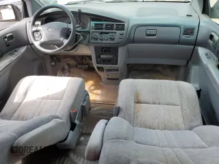 2000 Toyota Sienna CE with VIN 4T3ZF19CXYU224375, listed as a Copart auction lot 51433325 with 147,365 mi miles and Salvage Title. Bid and sale history available at carsss.com. Image 8.