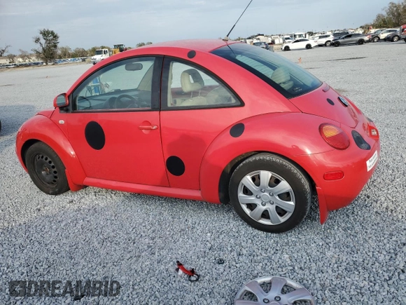 1999 Volkswagen Beetle GLS z VIN 3VWCA21C6XM459729, wystawiony jako Copart lot #88636985 z przebiegiem 63 666 mil mil oraz Czysty tytuł • Clean title. Historia ofert i sprzedaży dostępna na DreamBid. Obrazek 2.