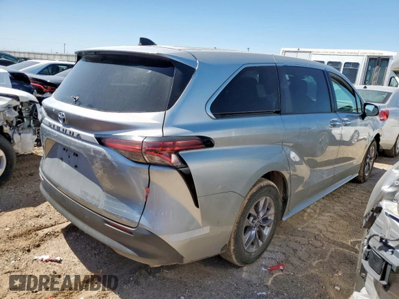 2022 Toyota Sienna LE с VIN 5TDKSKFC0NS065578, выставлен на аукционе Copart как лот 56146395 с пробегом 326 818 миль миль и Чистый • Clean title. История ставок и продаж доступна на DreamBid. Изображение 3.