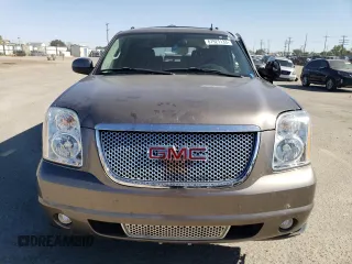 2014 GMC Yukon XL Denali with VIN 1GKS2MEF1ER107346, listed as a Copart auction lot 67927133 with 77,793 mi miles and Salvage Title. Bid and sale history available at carsss.com. Image 5.