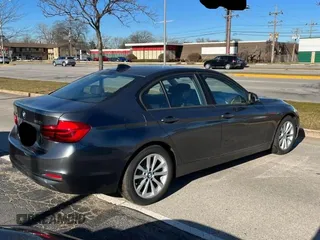 2018 BMW 3 Series 320i xDrive with VIN WBA8E5G54JNU47709, listed as a Copart auction lot 46378385 with 40,647 mi miles and Clean Title. Bid and sale history available at carsss.com. Image 4.
