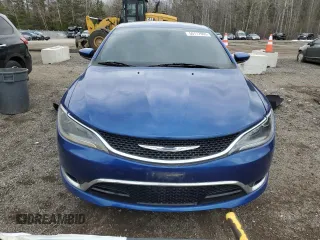 2015 Chrysler 200 C with VIN 1C3CCCCG3FN520434, listed as a Copart auction lot 50117965 with 160,705 mi miles and Clean Title. Bid and sale history available at DreamBid. Image 5.