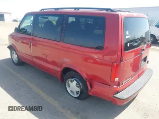 1998 GMC Safari z VIN 1GKDM19W7WB540093, wystawiony jako IAAI lot #42003889 z przebiegiem 214 439 mil mil oraz . Historia ofert i sprzedaży dostępna na DreamBid. Obrazek 3.