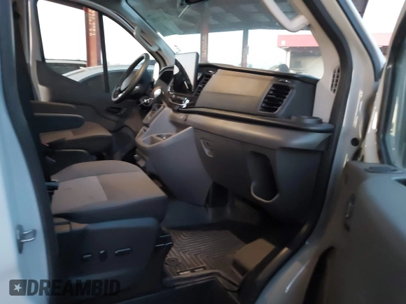 2024 Ford Transit Passenger XL with VIN 1FBAX9YG2RKA76007, listed as a IAAI auction lot 41291052 with 5,741 mi miles and . Bid and sale history available at DreamBid. Image 5.