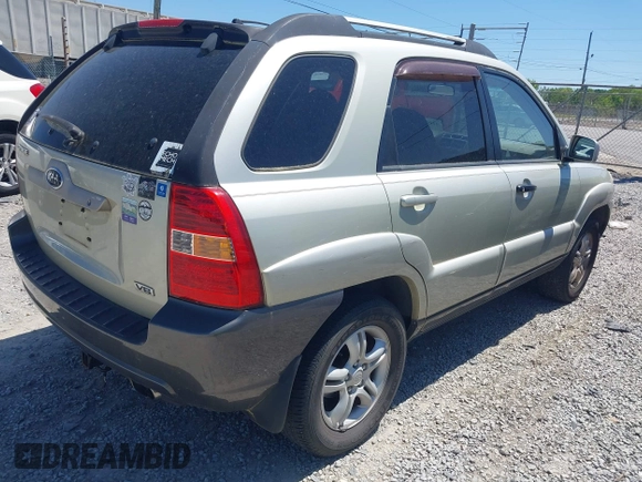2005 Kia Sportage LX with VIN KNDJF723457060171, listed as a IAAI auction lot 42059269 with 189,461 mi miles and . Bid and sale history available at carsss.com. Image 4.
