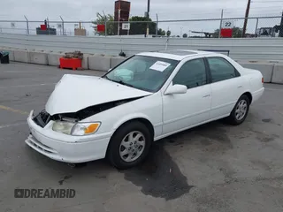 2000 Toyota Camry LE z VIN JT2BF28K3Y0289145, wystawiony jako IAAI lot #42455085 z przebiegiem 202 809 mil mil oraz . Historia ofert i sprzedaży dostępna na DreamBid. Obrazek 2.