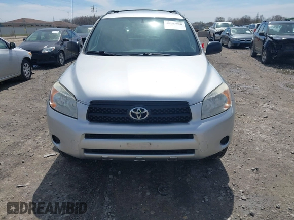 2007 Toyota RAV4 with VIN JTMBD33V576046176, listed as a IAAI auction lot 42147958 with 277,555 mi miles. Bid and sale history available at carsss.com. Image 6.