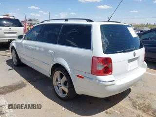 2002 Volkswagen Passat GLS z VIN WVWVD63B72E152471, wystawiony jako IAAI lot #42217216 z przebiegiem 181 633 mil mil oraz . Historia ofert i sprzedaży dostępna na DreamBid. Obrazek 3.