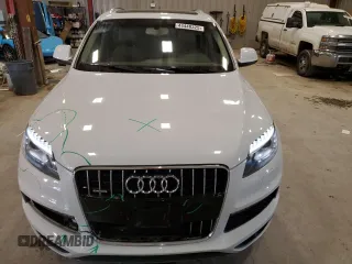2014 Audi Q7 3.0T S line Prestige with VIN WA1DGBFE7ED002530, listed as a Copart auction lot 44440325 with 135,599 mi miles and Clean Title. Bid and sale history available at carsss.com. Image 5.