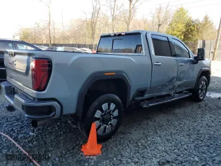 2024 GMC Sierra 2500HD Denali with VIN 1GT49REY7RF424795, listed as a Copart auction lot 43284145 with NaN miles and Clean Title. Bid and sale history available at carsss.com. Image 3.