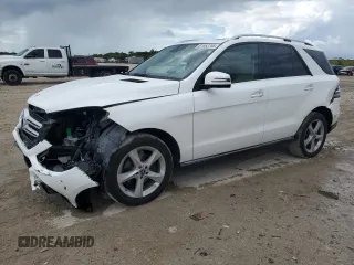 2017 Mercedes-Benz GLE 350 with VIN 4JGDA5JBXHA958446, listed as a Copart auction lot 61852755 with 157,812 mi miles and Salvage title. Bid and sale history available at DreamBid. Image 1.