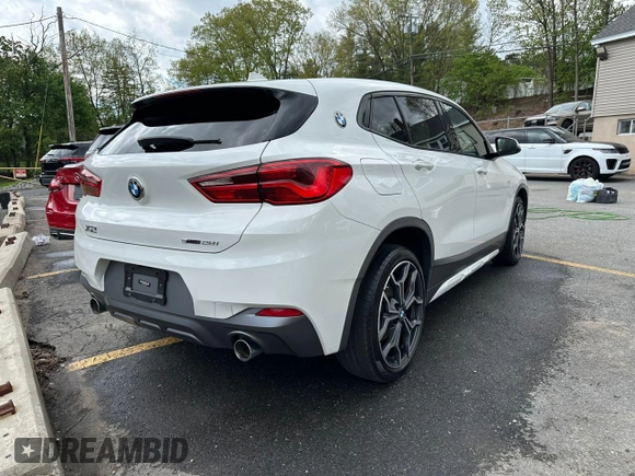 2018 BMW X2 sDrive28i z VIN WBXYJ3C32JEJ75882, wystawiony jako Copart lot #56330835 z przebiegiem 84 609 mil mil oraz Tytuł czysty. Historia ofert i sprzedaży dostępna na DreamBid. Obrazek 3.