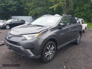 2018 Toyota RAV4 LE with VIN JTMBFREV3JJ225685, listed as a IAAI auction lot 39857350 with 40,395 mi miles. Bid and sale history available at carsss.com. Image 18.