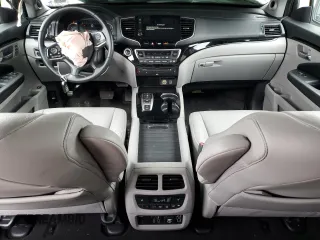 2020 Honda Pilot Touring 7-Passenger z VIN 5FNYF6H69LB005829, wystawiony jako Copart lot #52702555 z przebiegiem 90 746 mil mil oraz Szkoda całkowita • Salvage title. Historia ofert i sprzedaży dostępna na DreamBid. Obrazek 8.
