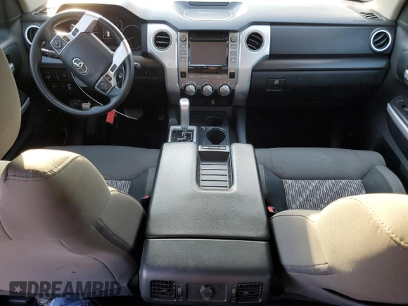 2018 Toyota Tundra 2WD SR5 with VIN 5TFEM5F19JX128043, listed as a Copart auction lot 44219785 with 82,832 mi miles and Salvage Title. Bid and sale history available at carsss.com. Image 8.