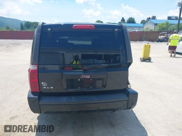 2007 Jeep Commander Sport with VIN 1J8HG48K77C556917, listed as a IAAI auction lot 42659784 with 216,395 mi miles and . Bid and sale history available at DreamBid. Image 17.