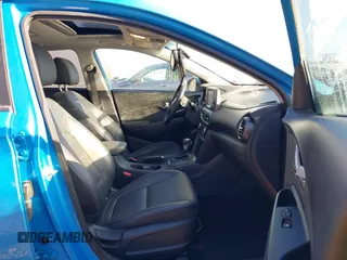 2018 Hyundai Kona Limited with VIN KM8K33A5XJU168830, listed as a IAAI auction lot 41859067 with 43,145 mi miles. Bid and sale history available at carsss.com. Image 5.