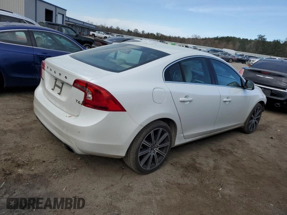 2015 Volvo S60 T6 Drive-E with VIN YV149MFK8F1345555, listed as a Copart auction lot 44394993 with 109,255 mi miles. Bid and sale history available at carsss.com. Image 3.