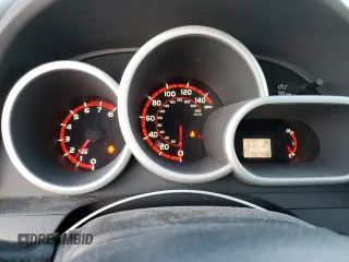 2009 Pontiac Vibe GT with VIN 5Y2SR67059Z407568, listed as a Copart auction lot 87123094 with 174,746 mi miles and Clean Title. Bid and sale history available at carsss.com. Image 9.