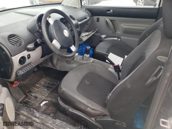 1998 Volkswagen New Beetle with VIN 3VWBB61C4WM045525, listed as a Copart auction lot 48994085 with 126,363 mi miles and Salvage Title. Bid and sale history available at carsss.com. Image 7.
