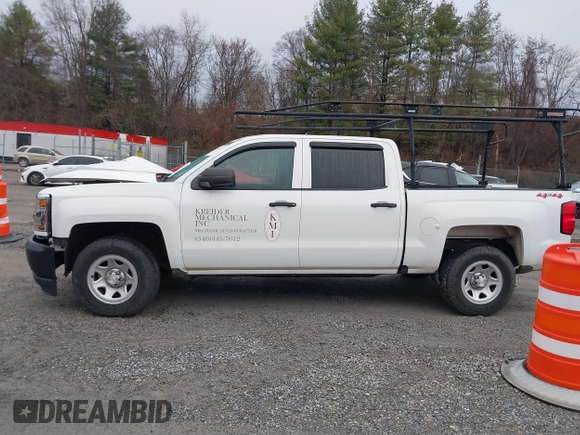 2018 Chevrolet Silverado 1500 Work Truck with VIN 3GCUKNEC2JG639635, listed as a IAAI auction lot 41140556 with 60,998 mi miles. Bid and sale history available at carsss.com. Image 15.