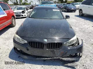 2014 BMW 4 Series 435i z VIN WBA3R1C52EK192420, wystawiony jako Copart lot #57393025 z przebiegiem Nie podano mil oraz Tytuł czysty. Historia ofert i sprzedaży dostępna na DreamBid. Obrazek 5.