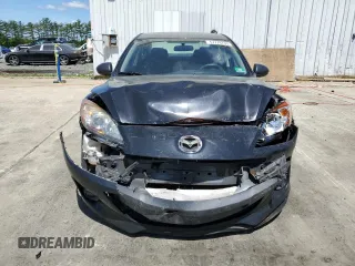 2013 Mazda 3 i Sport z VIN JM1BL1U78D1790175, wystawiony jako Copart lot #57776735 z przebiegiem 148 018 mil mil oraz Szkoda całkowita • Salvage title. Historia ofert i sprzedaży dostępna na DreamBid. Obrazek 5.