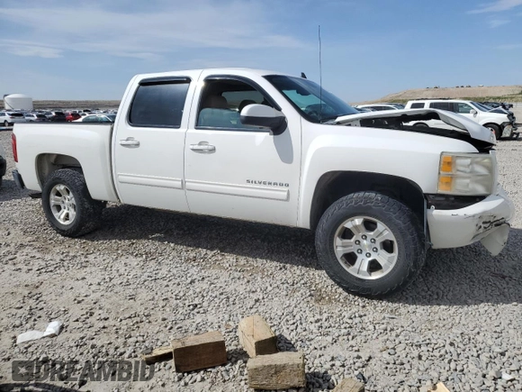 2011 Chevrolet Silverado 1500 LT with VIN 3GCPKSE36BG138213, listed as a Copart auction lot 52135275 with 305,791 mi miles and Salvage Title. Bid and sale history available at DreamBid. Image 4.