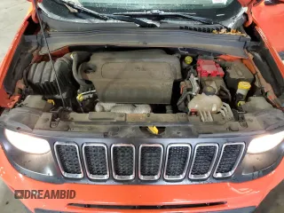 2019 Jeep Renegade Latitude z VIN ZACNJBBB4KPK02492, wystawiony jako Copart lot #55523965 z przebiegiem 60 083 mil mil oraz Szkoda całkowita • Salvage title. Historia ofert i sprzedaży dostępna na DreamBid. Obrazek 11.