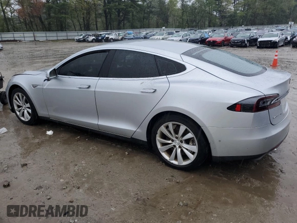 2014 Tesla Model S 60 z VIN 5YJSA1H10EFP55828, wystawiony jako Copart lot #56135145 z przebiegiem 161 317 mil mil oraz Czysty tytuł • Clean title. Historia ofert i sprzedaży dostępna na DreamBid. Obrazek 2.