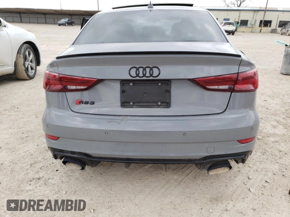 2018 Audi RS 3 z VIN WUABWGFF0J1908216, wystawiony jako Copart lot #46497824 z przebiegiem 36 020 mil mil oraz . Historia ofert i sprzedaży dostępna na DreamBid. Obrazek 6.