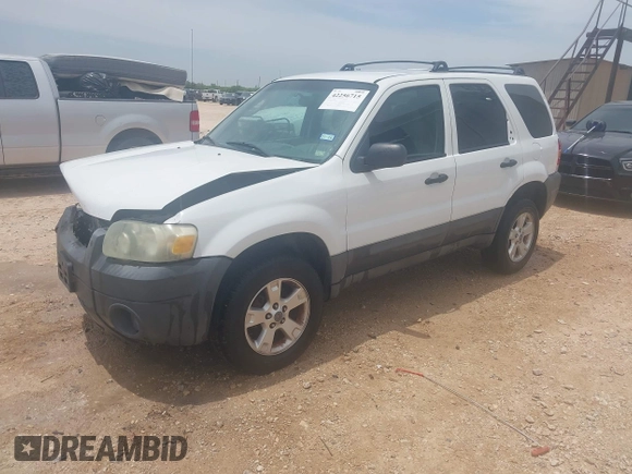 2005 Ford Escape XLT with VIN 1FMYU03125KE16019, listed as a IAAI auction lot 42256715 with 222,592 mi miles and . Bid and sale history available at DreamBid. Image 2.