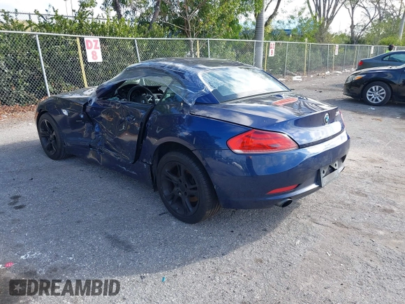 2009 BMW Z4 sDrive35i with VIN WBALM73579E165199, listed as a IAAI auction lot 41696215 with Not provided miles and . Bid and sale history available at DreamBid. Image 3.