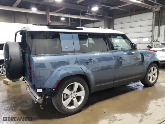 2024 Land Rover Defender S with VIN SALEJ7EX2R2279432, listed as a Copart auction lot 53970364 with 1,735 mi miles and Salvage Title. Bid and sale history available at carsss.com. Image 3.