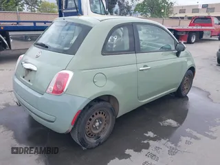2012 FIAT 500 Pop z VIN 3C3CFFAR0CT339784, wystawiony jako IAAI lot #42041899 z przebiegiem Nie podano mil oraz . Historia ofert i sprzedaży dostępna na DreamBid. Obrazek 4.